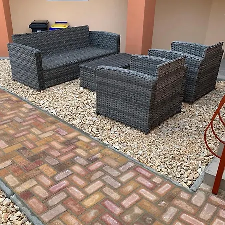 Apartament Toscana 3 Debreţin